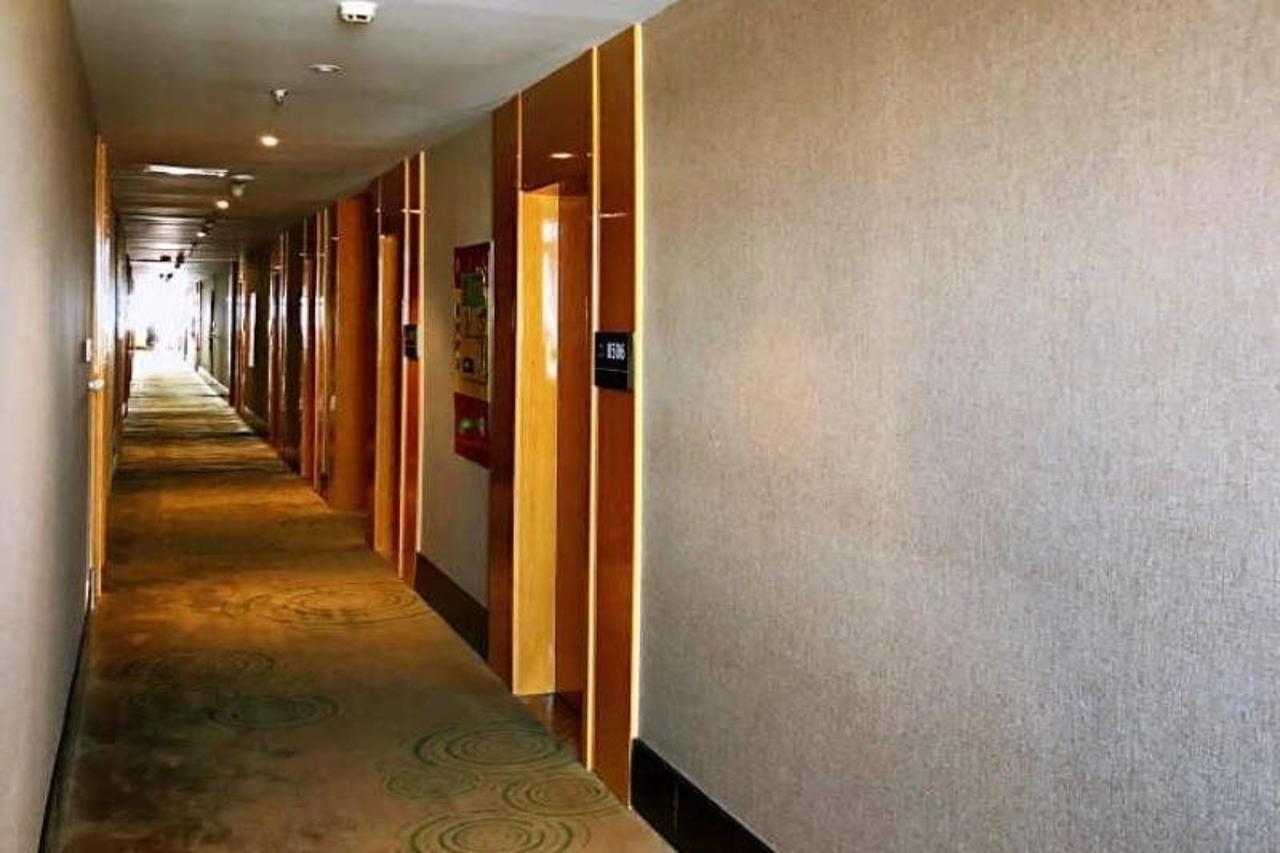 Greentree Inn Jiangsu Wuxi Jiangyin Zhouzhuang Shiji Avenue Business Hotel Eksteriør billede